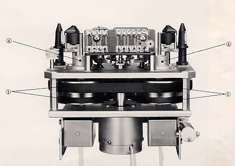 AL-700の走行メカ部